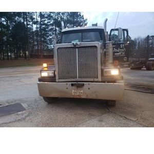 Meet your Posher, Bobo